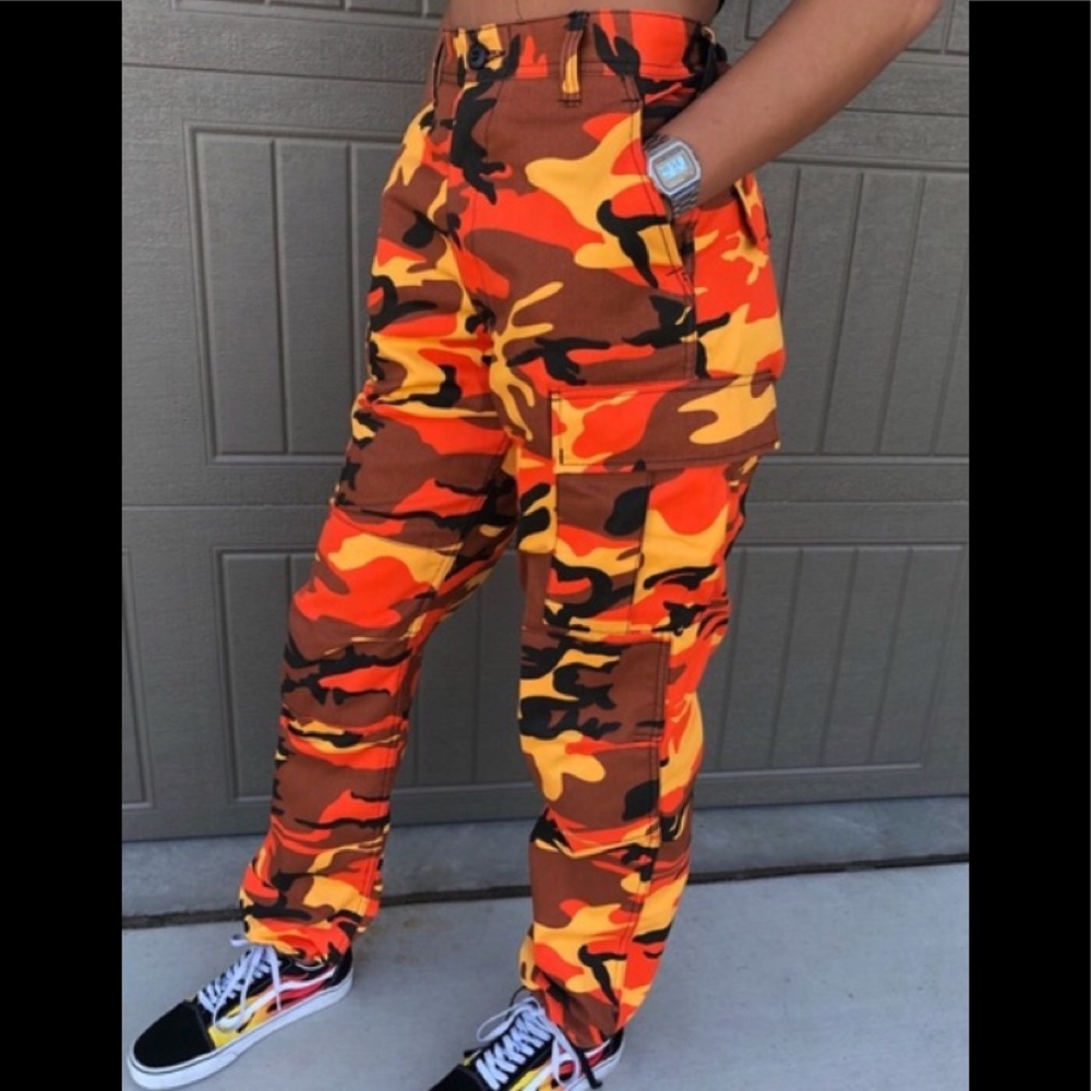Men’s Orange Camo Pants